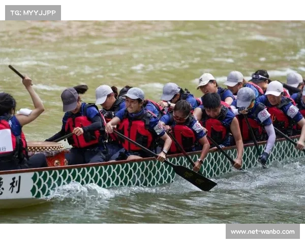 龙舟嘉年华民俗风情展现 传统文化焕发新活力 龙舟嘉年华民俗风情展现 传统文化焕发新活力