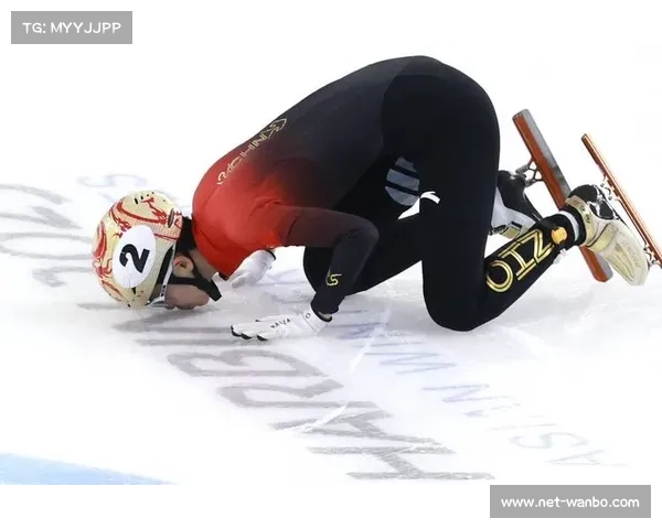 短道速滑世巡赛中国队携手1金1银2铜勇闯新赛场争夺更高荣誉